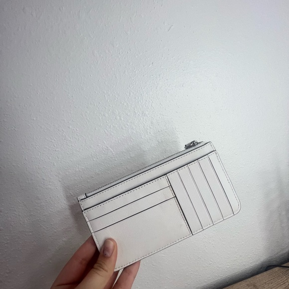 White handbag/crossbody - Picture 3 of 3